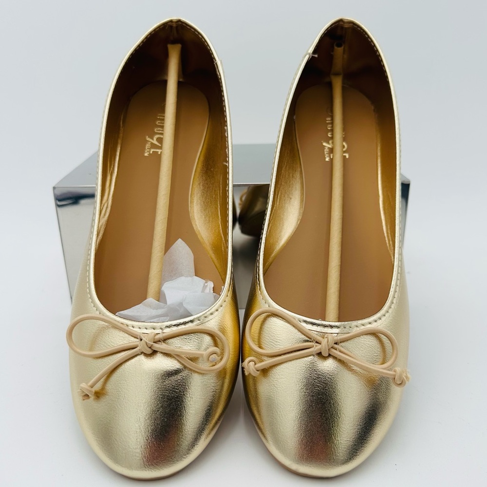 Rouge GOLDEN ballet flats - a super duper deal. Size 12w